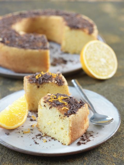 Gâteau de semoule à l’orange et au chocolat  